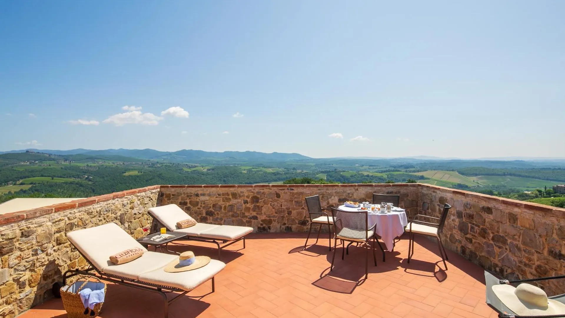 The Club House Hotel Castelnuovo Berardenga Italy